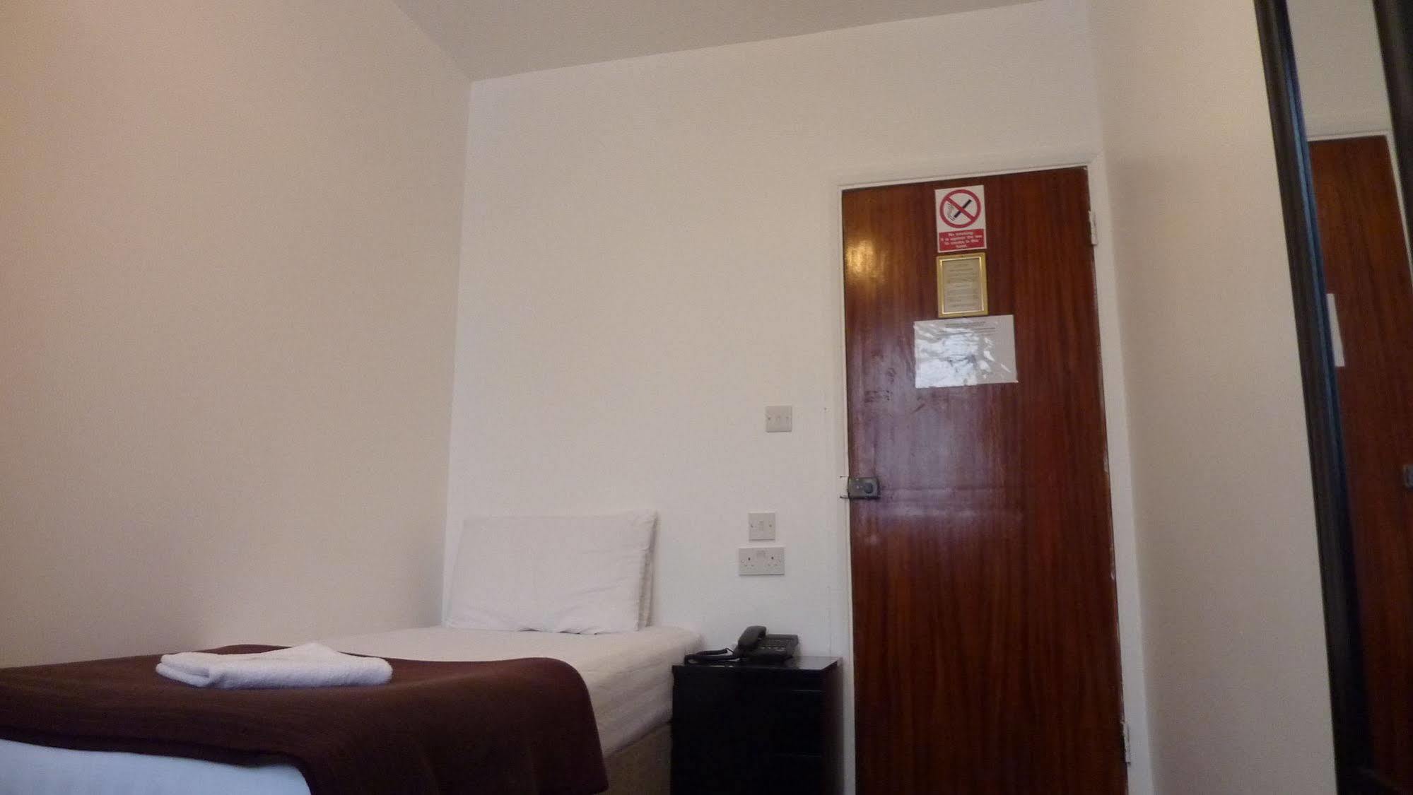Comfort Inn Notting Hill Лондон Екстер'єр фото